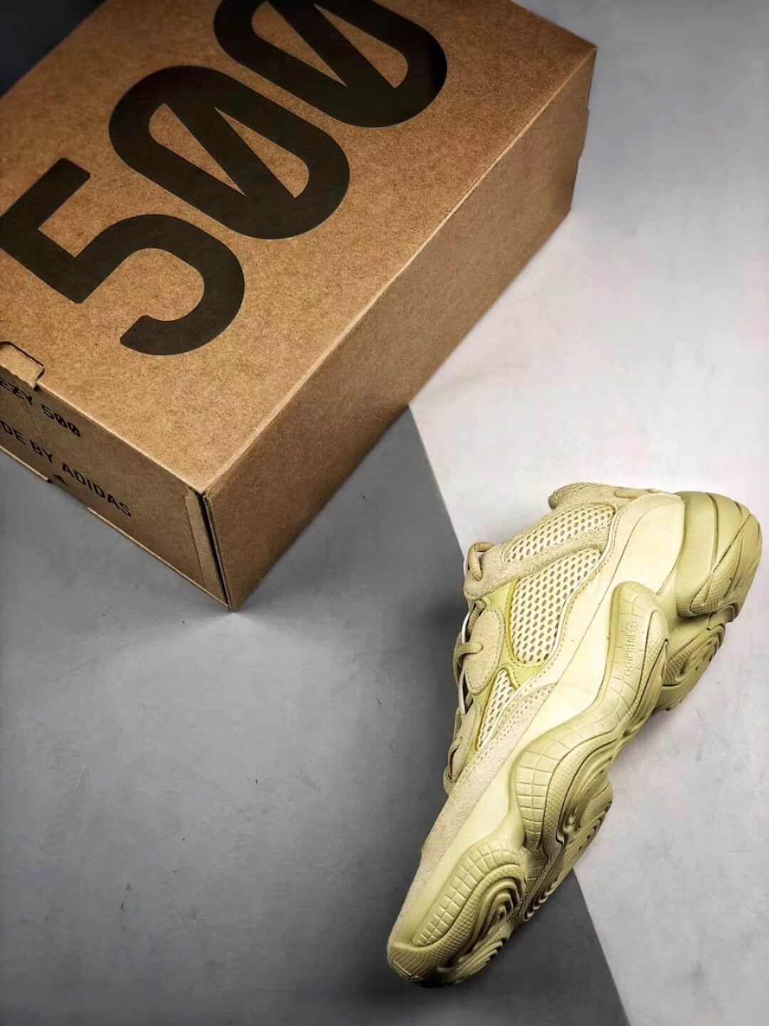 Yeezy 500 偽物 “スーパームーンイエロー” DB2966 | Yzys.jp